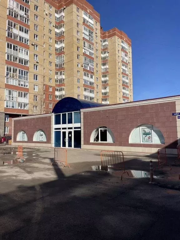 Помещение свободного назначения в Санкт-Петербург ул. Дыбенко, 16Б ... - Фото 1