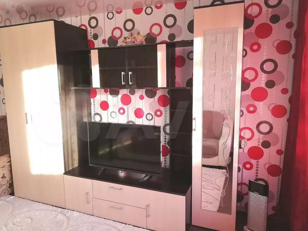 1-к. квартира, 30 м, 1/9 эт. - Фото 1
