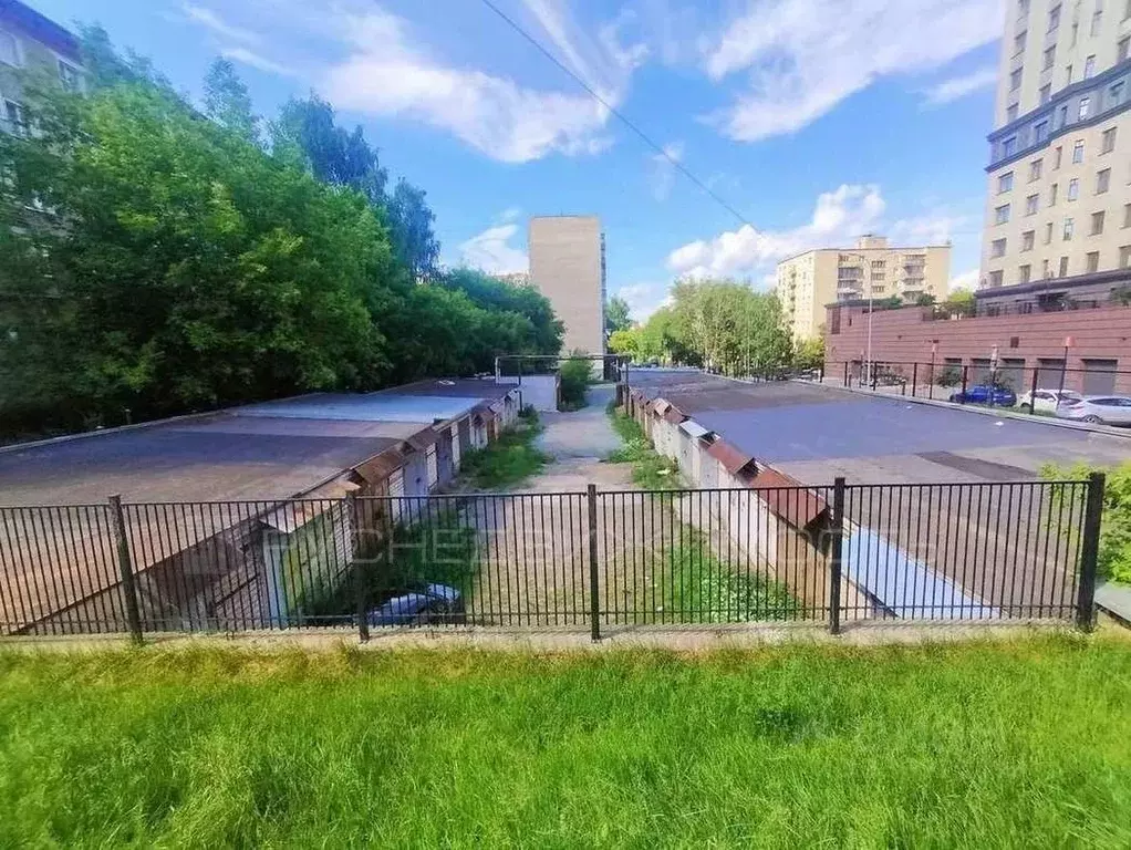 Гараж в Кировская область, Киров ул. Свободы, 28 (35 м) - Фото 2