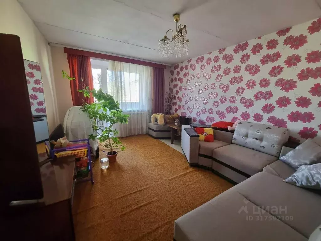 2-к кв. Свердловская область, Невьянск ул. Карла Маркса, 14 (45.7 м) - Фото 0