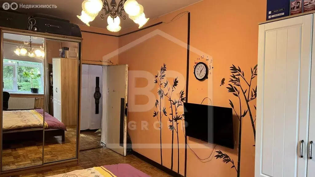 3-комнатная квартира: Санкт-Петербург, Ивановская улица, 30 (74.3 м) - Фото 0