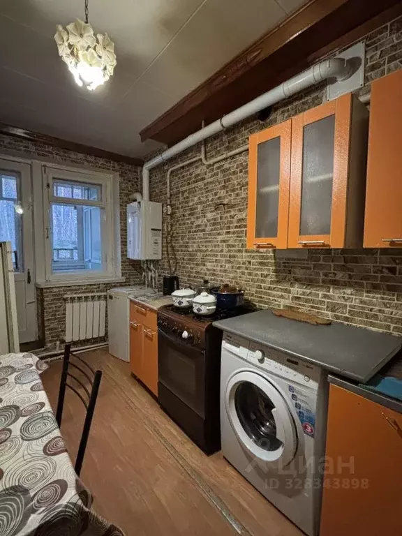 2-к кв. Калужская область, Жуков ул. Жабо, 9 (68.0 м) - Фото 1