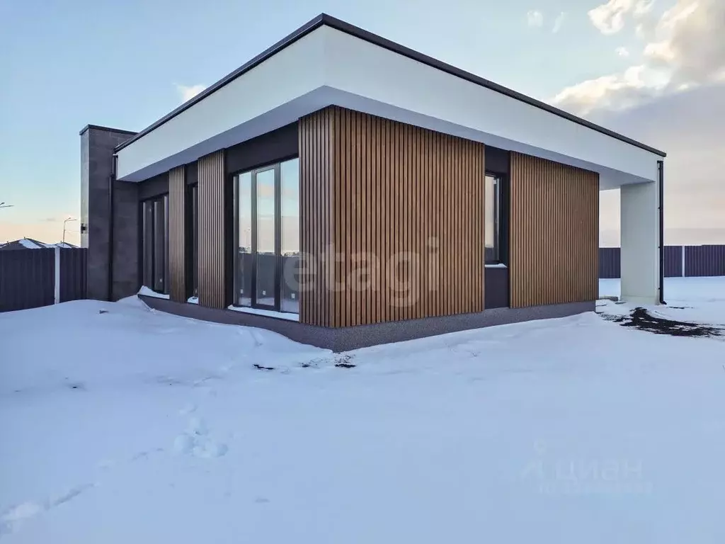 Дом в Тюменская область, Тюменский муниципальный округ, с. Кулаково ... - Фото 0