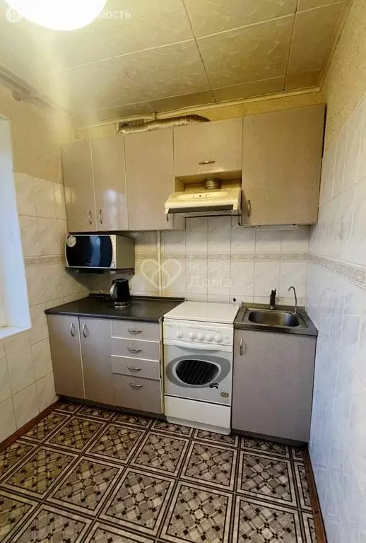 3-комнатная квартира: Волгоград, улица Рокоссовского, 56 (61 м) - Фото 2