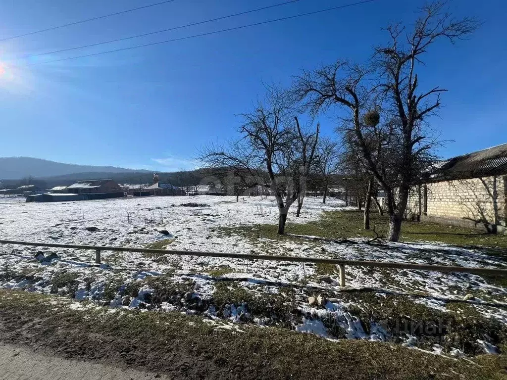 Участок в Ингушетия, Сунженский район, Алкун с/пос, с. Алкун ул. Мира ... - Фото 2