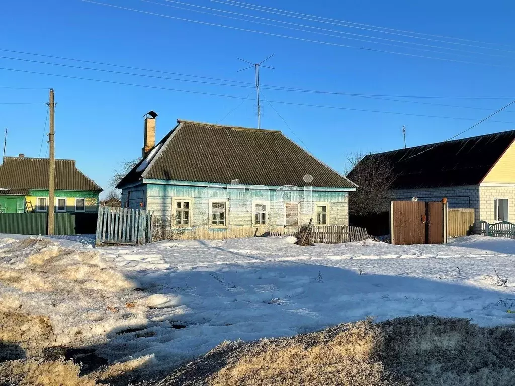 Дом в Брянская область, Карачевский район, д. Песочня Заречная ул. (50 ... - Фото 1