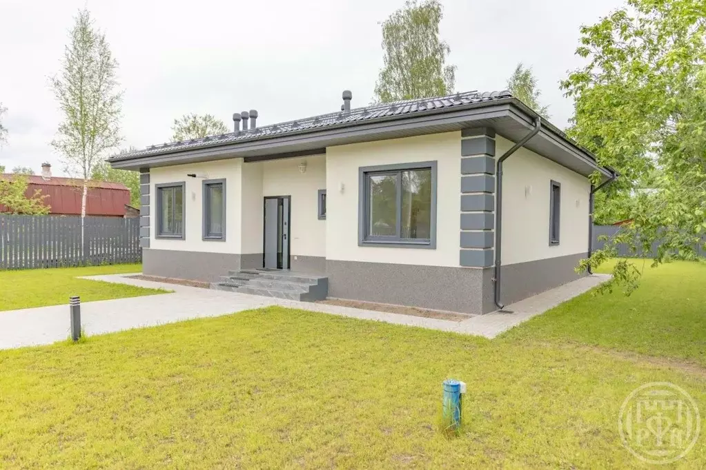 Дом в Ленинградская область, Гатчинский муниципальный округ, Вырица ... - Фото 1