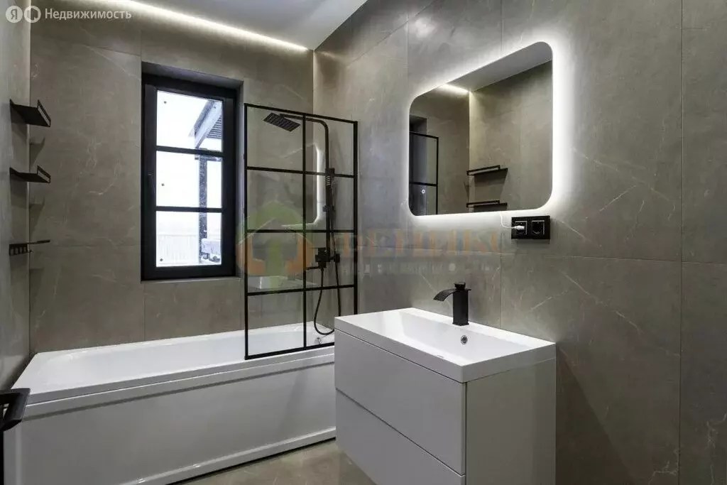 Дом в Волосовский район, Клопицкое сельское поселение, посёлок Сельцо ... - Фото 1