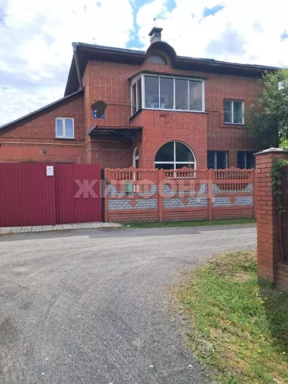 Коттедж в Новосибирская область, Обь Пригородная ул. (291 м) - Фото 0