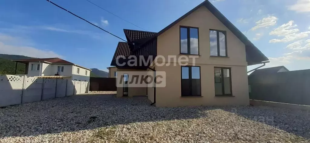 Дом в Севастополь с. Орлиное, ул. Интернациональная, 25 (174 м) - Фото 1