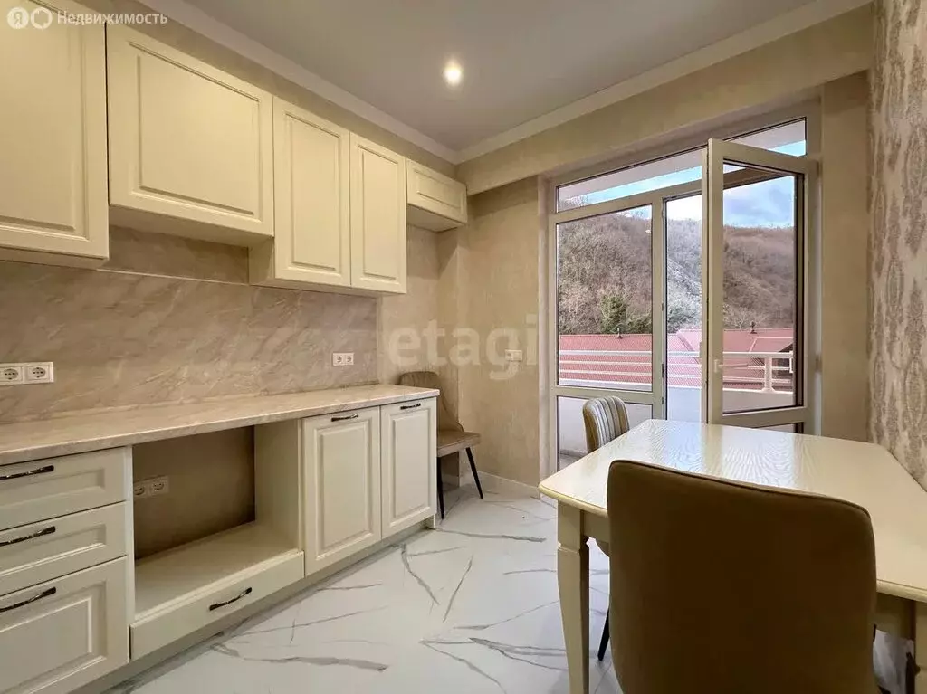 1-комнатная квартира: Туапсе, улица Калараша, 80к4 (36.3 м) - Фото 1