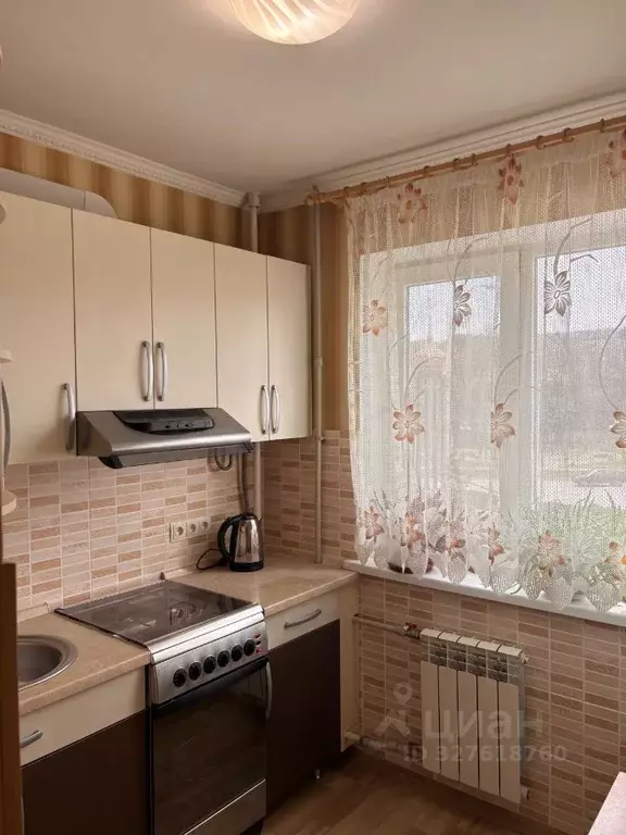 2-к кв. Крым, Керчь ул. Комарова, 2 (42.5 м) - Фото 1