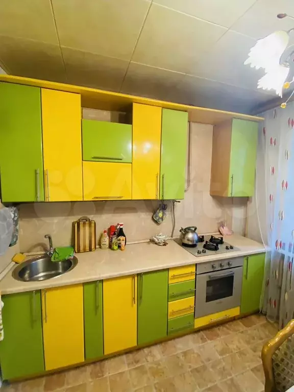 2-к. квартира, 54 м, 1/5 эт. - Фото 0