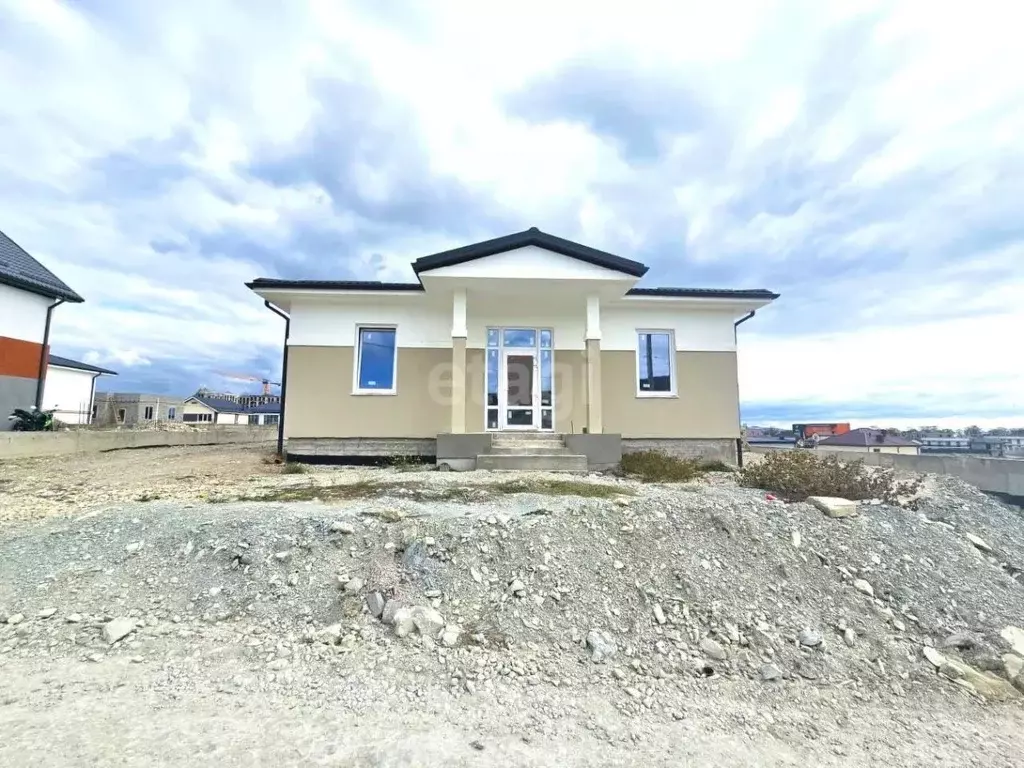 Дом в Краснодарский край, Новороссийск городской округ, с. Мысхако ул. ... - Фото 1