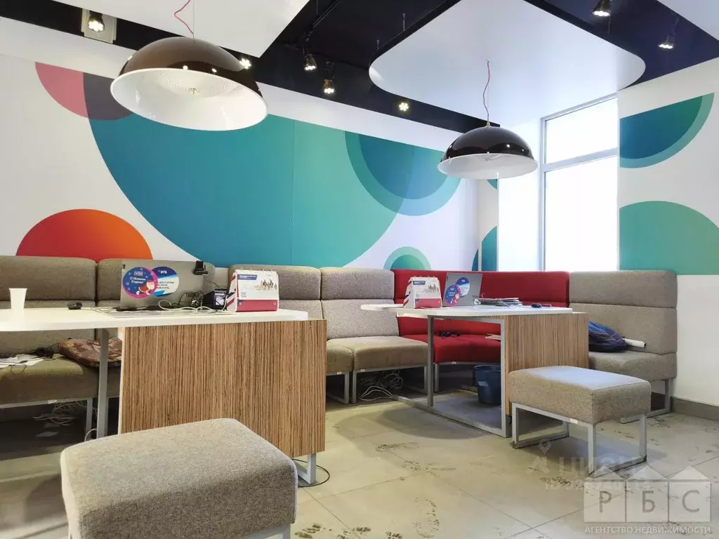 Помещение свободного назначения в Саратовская область, Энгельс пл. ... - Фото 1