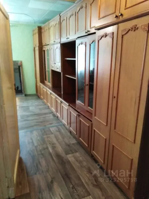 2-к кв. Белгородская область, Губкин Народная ул., 3 (43.0 м) - Фото 0