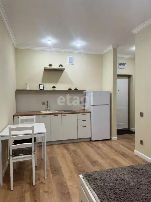 Студия Тюменская область, Тюмень ул. Фармана Салманова, 1 (33.0 м) - Фото 2