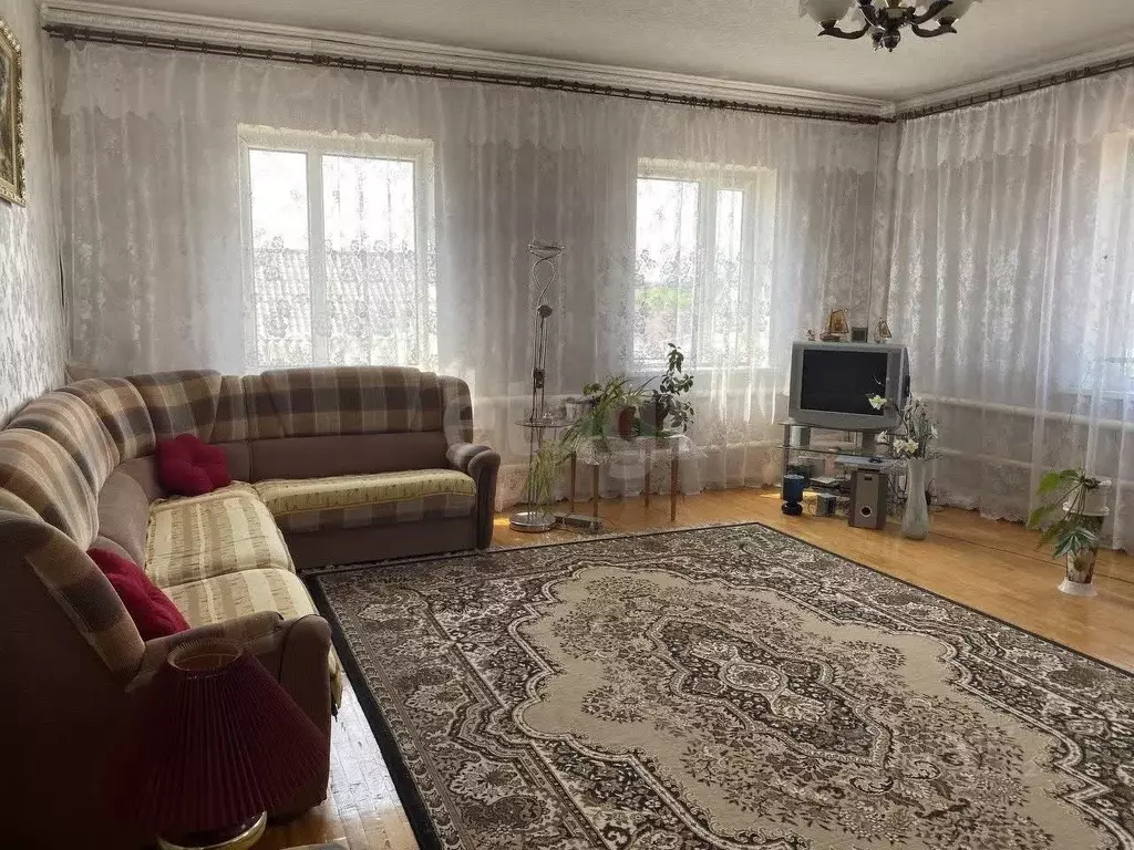 Дом в Белгородская область, Валуйки ул. 2-я Линия, 4 (232 м) - Фото 2