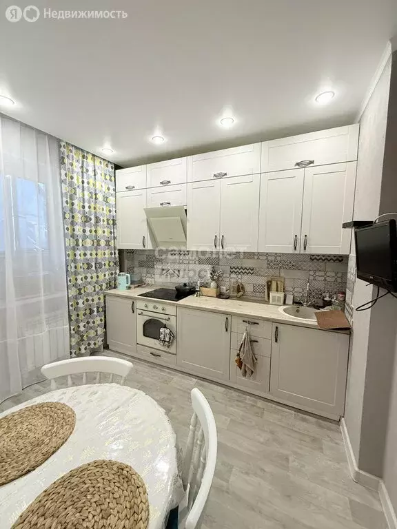 1-комнатная квартира: Тюмень, улица Муравленко, 3 (38.3 м) - Фото 2