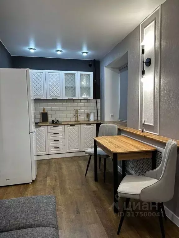 1-к кв. Кировская область, Киров ул. Ленина, 162 (31.0 м) - Фото 0