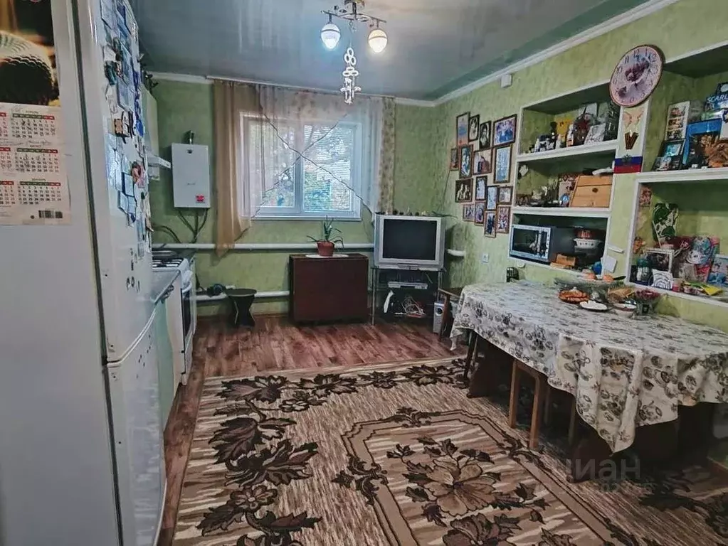 3-к кв. Астраханская область, Астрахань ул. Геологов, 25А (58.4 м) - Фото 2