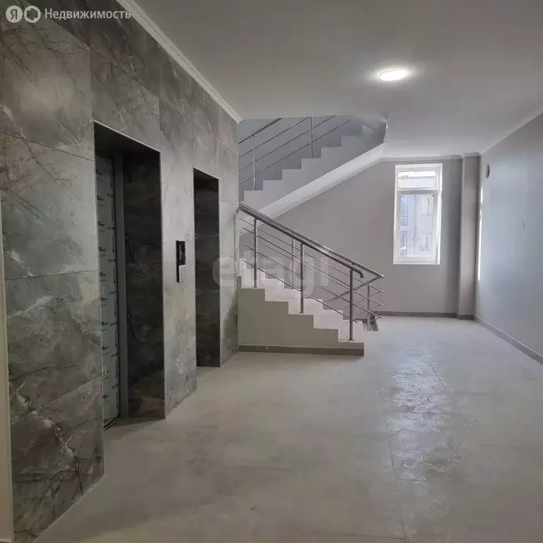 2-комнатная квартира: Владикавказ, Первомайская улица, 16 (80 м) - Фото 1