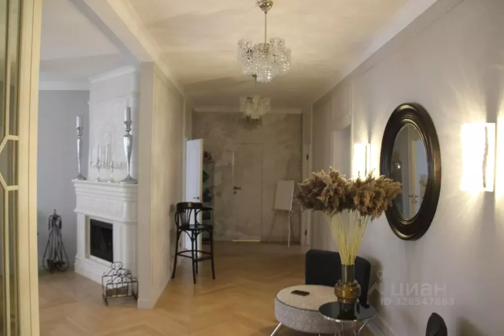 3-к кв. Москва пер. Колокольников, 19 (106.0 м) - Фото 1