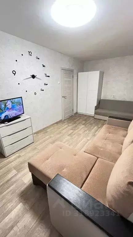1-к кв. Псковская область, Псков Западная ул., 12 (32.0 м) - Фото 1