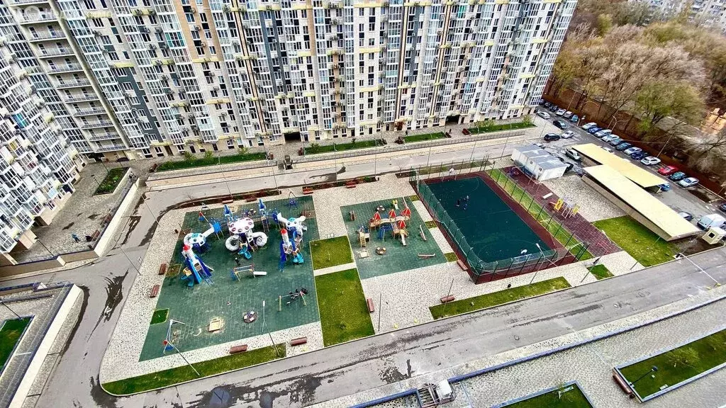 2-комнатная квартира: Ростов-на-Дону, Стабильная улица, 3с3 (42 м) - Фото 0