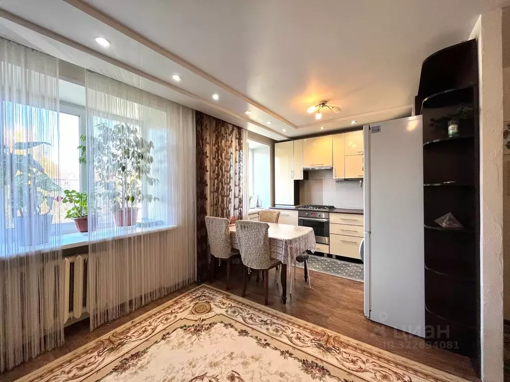 2-к кв. Удмуртия, Ижевск ул. Ворошилова, 107 (59.6 м) - Фото 1