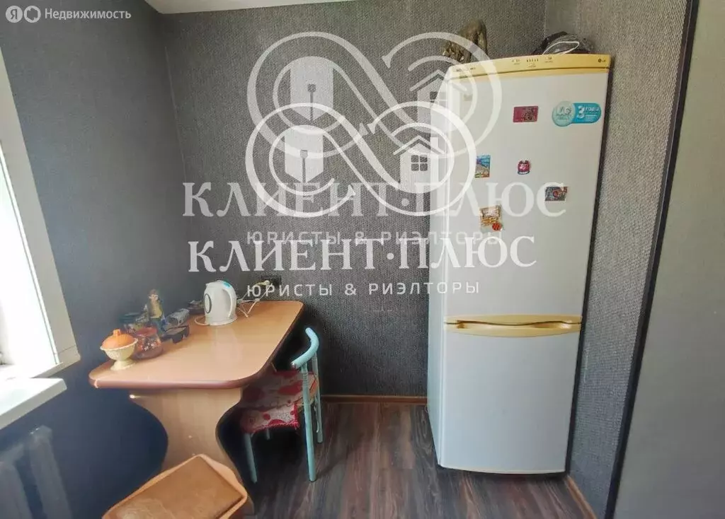 2-комнатная квартира: Корсаков, Морская улица, 8 (43 м) - Фото 1