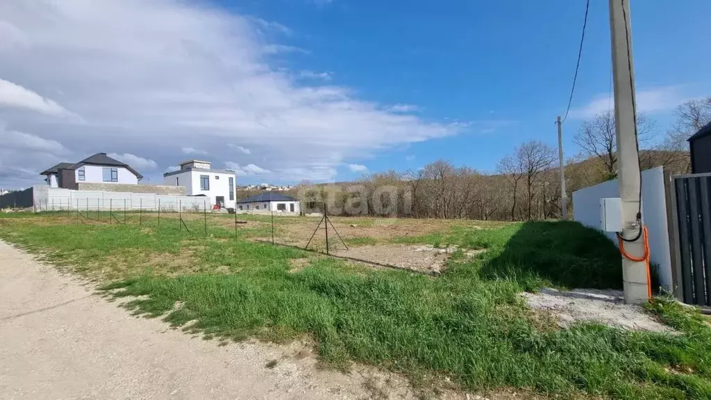 Участок в Краснодарский край, Новороссийск городской округ, с. ... - Фото 1