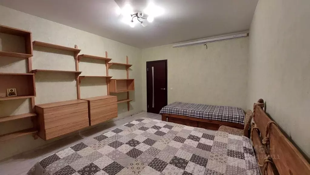 1-к кв. Свердловская область, Екатеринбург ул. Очеретина, 7 (37.4 м) - Фото 2