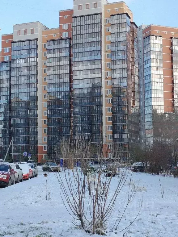 1-к кв. Омская область, Омск ул. Б.Г. Шаронова, 19 (40.0 м) - Фото 1