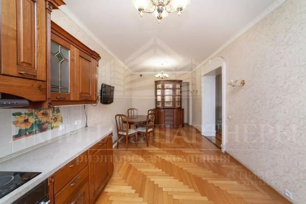 3-к кв. Кемеровская область, Новокузнецк ул. Тольятти, 80 (176.0 м) - Фото 1
