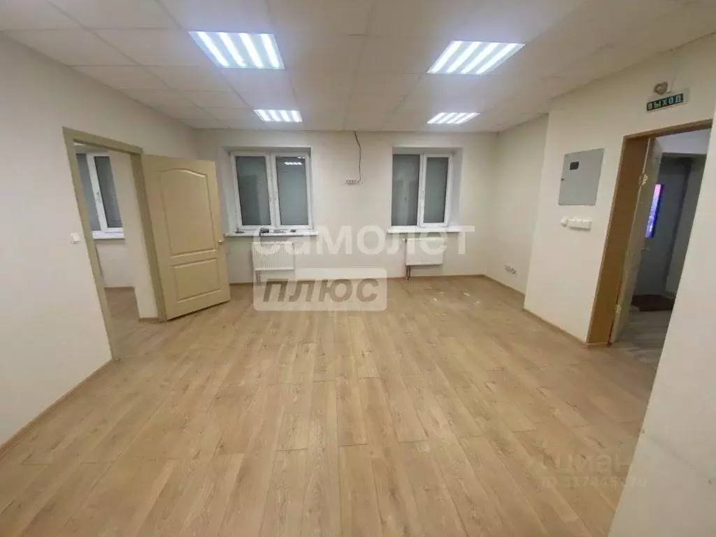 Офис в Удмуртия, Ижевск просп. Конструктора М.Т. Калашникова, 7 (59 м) - Фото 1