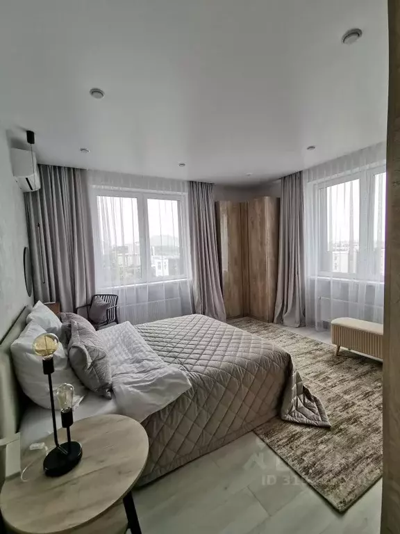 2-к кв. Красноярский край, Красноярск Свободный просп., 66Р (55.0 м) - Фото 1