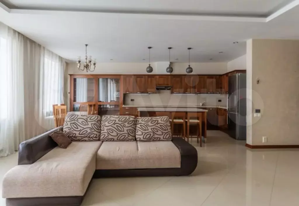 4-к. квартира, 140 м, 5/6 эт. - Фото 0