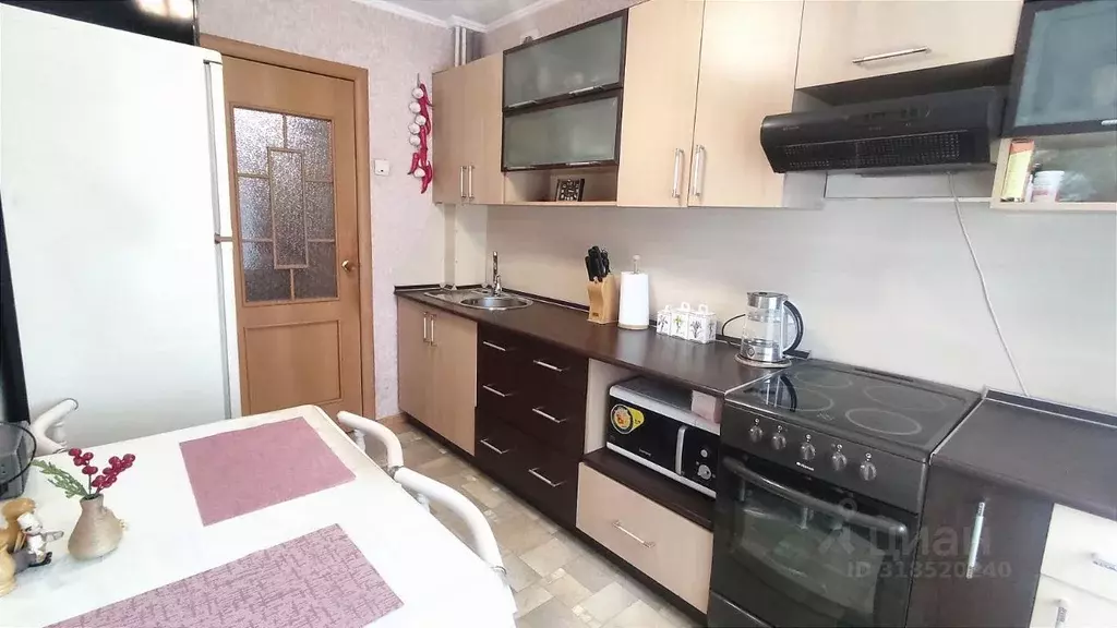 2-к кв. Амурская область, Благовещенск ул. Ленина, 237 (50.0 м) - Фото 0