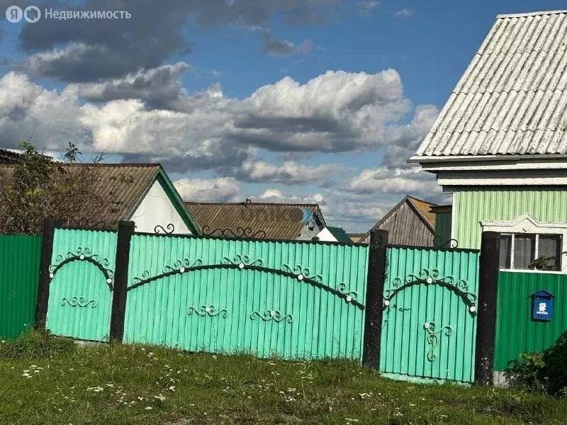 Дом в Юмадыбаш, Центральная улица (75.3 м) - Фото 1