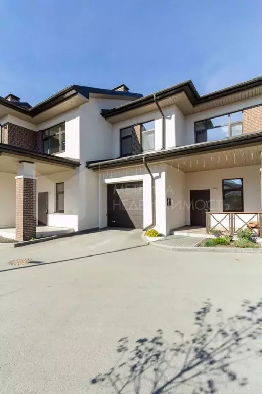 Таунхаус в Тюменская область, Тюмень Гостевая ул. (185 м) - Фото 1