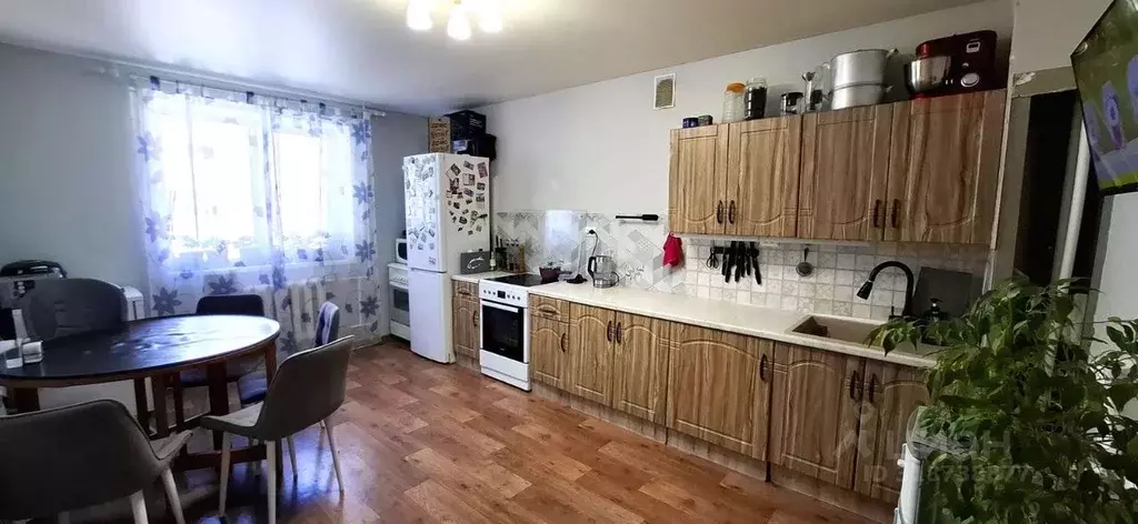 3-к кв. Самарская область, Самара Новокомсомольская ул., 42 (90.3 м) - Фото 1