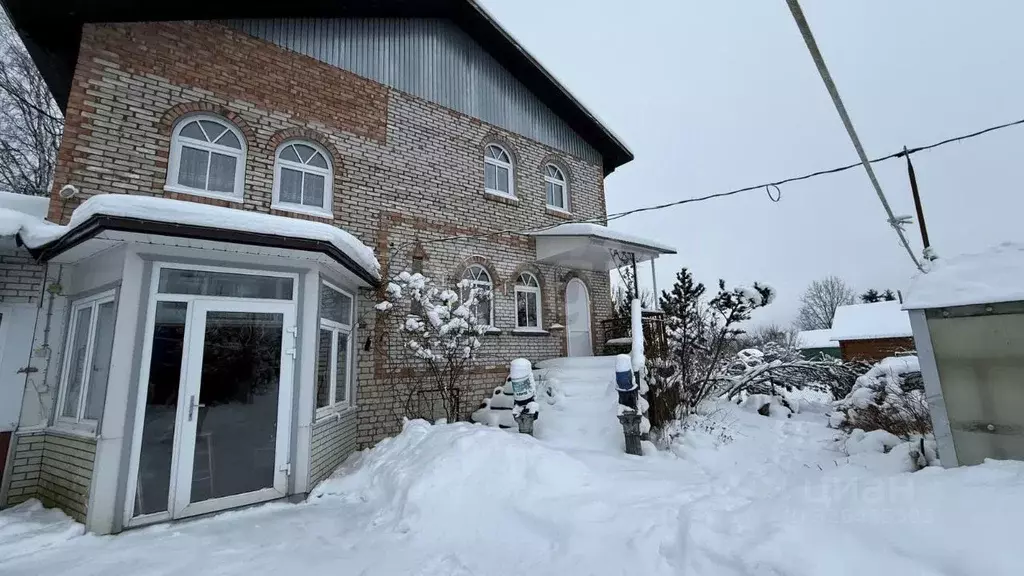 Дом в Ленинградская область, Киришский район, Глажевское с/пос, д. ... - Фото 1