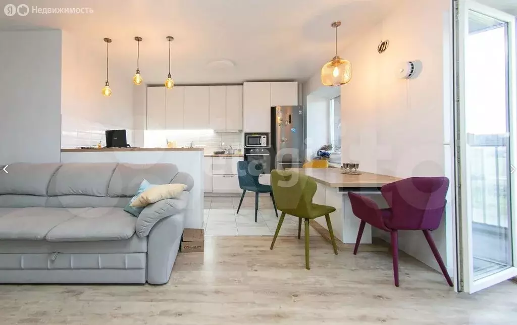 3-комнатная квартира: деревня Кисловка, микрорайон Северный, улица ... - Фото 2