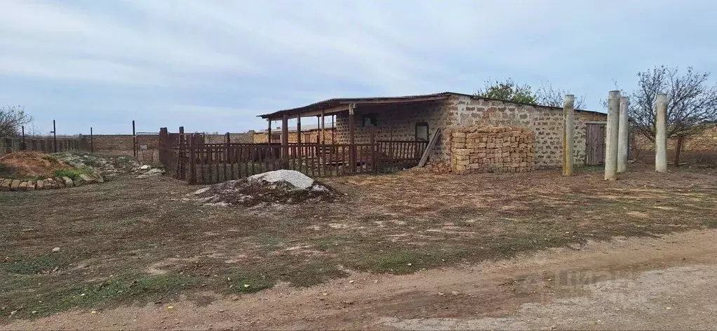Участок в Крым, Сакский район, с. Столбовое ул. Виноградная, 39 (15.61 ... - Фото 1