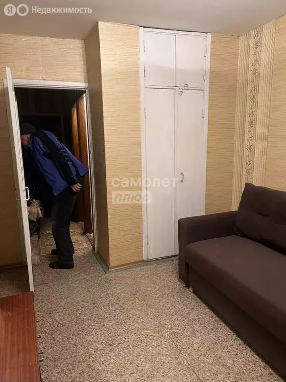 3-комнатная квартира: Иркутск, улица Добролюбова, 1 (68 м) - Фото 2