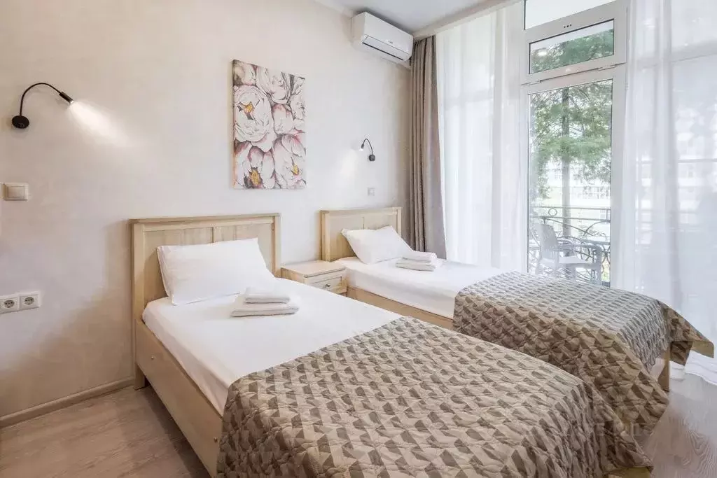 Комната Краснодарский край, Сочи Светлана мкр, ул. Депутатская, 10Д - Фото 1