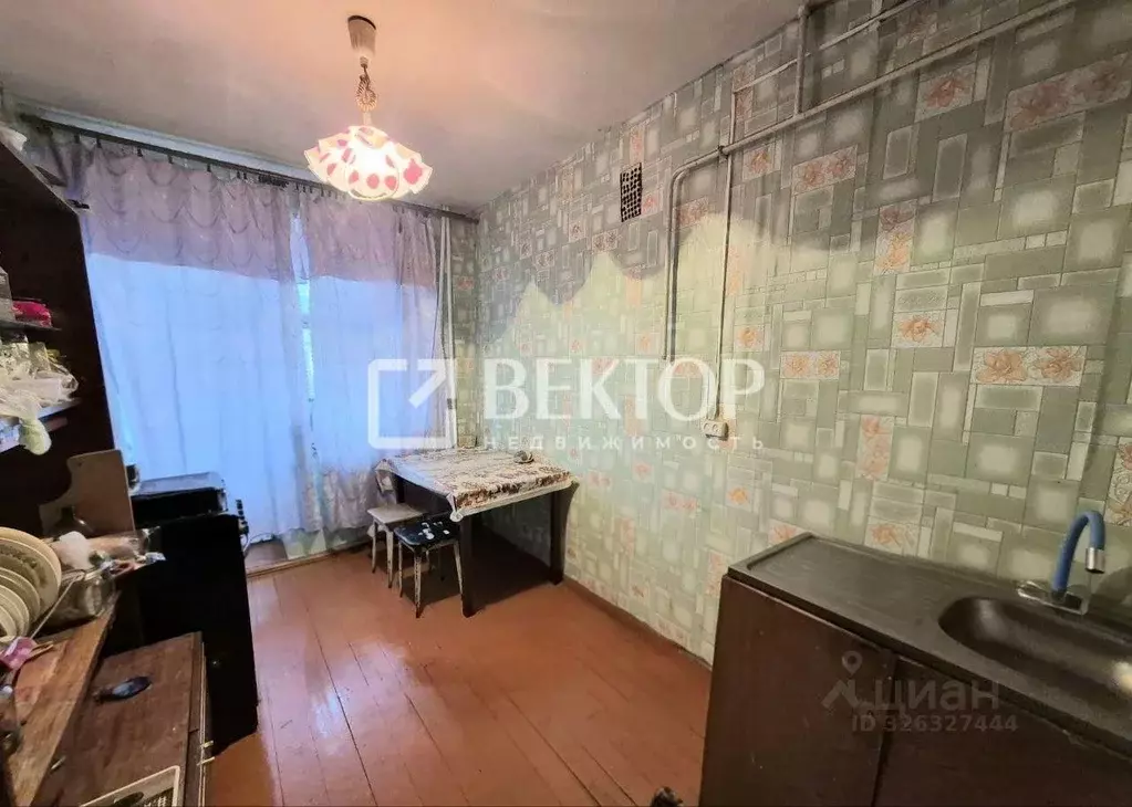 3-к кв. Ивановская область, Юрьевец Заводская ул., 9 (63.7 м) - Фото 1