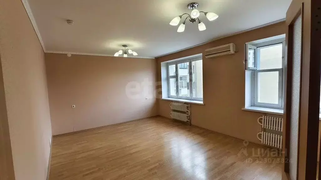 2-к кв. Белгородская область, Белгород ул. Белгородского полка, 49 ... - Фото 1