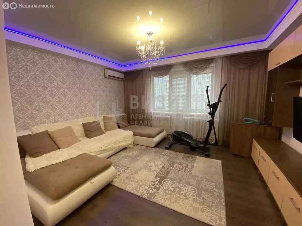 3-комнатная квартира: Нижнекамск, Студенческая улица, 16 (67.2 м) - Фото 1